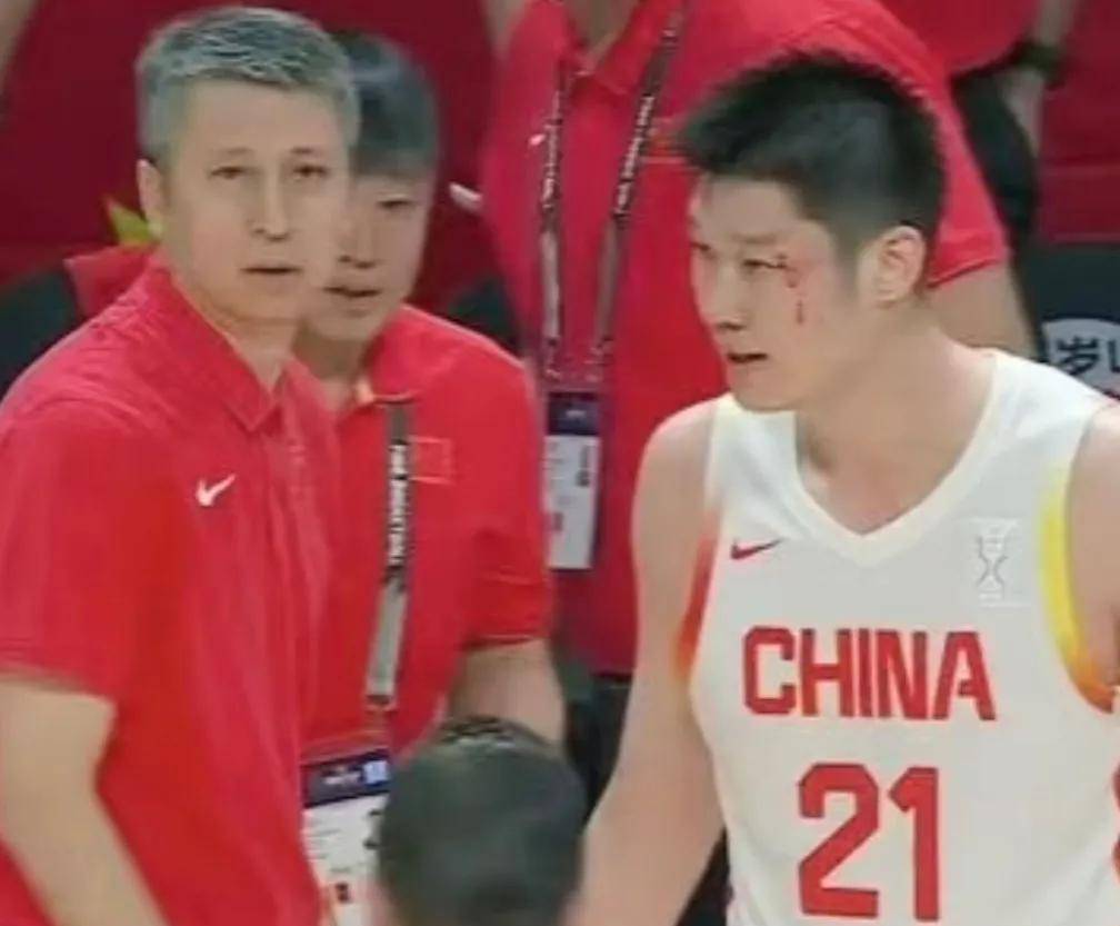 Ning焦点对战，内马尔与40激战SKT分钟，战术调整胜负难料！赛场气氛高涨的简单介绍