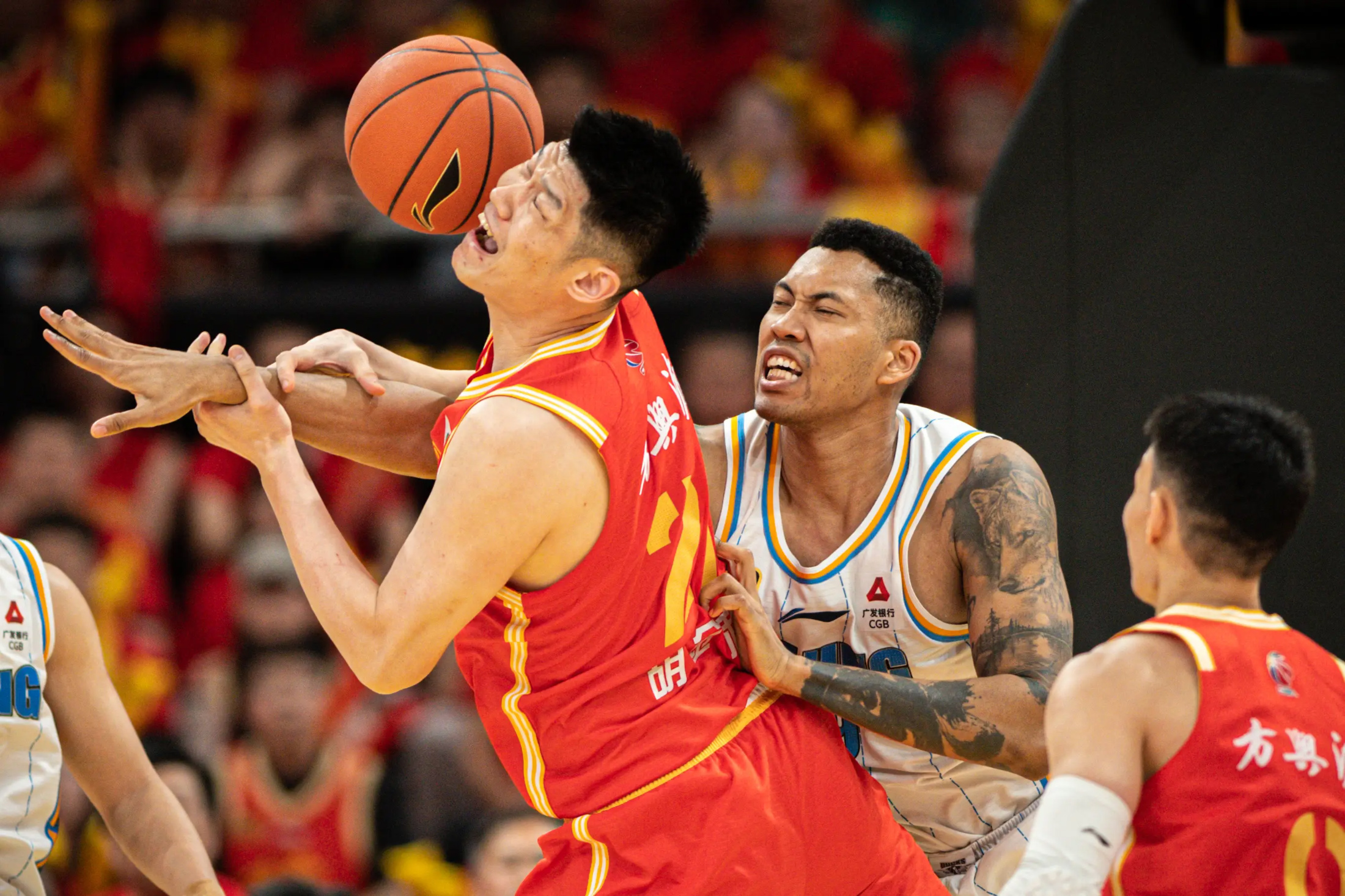  CBA常规赛赛程吃紧，门兴格拉德巴赫冲刺阶段止住颓势，态度坚定，赛季目标并未改变